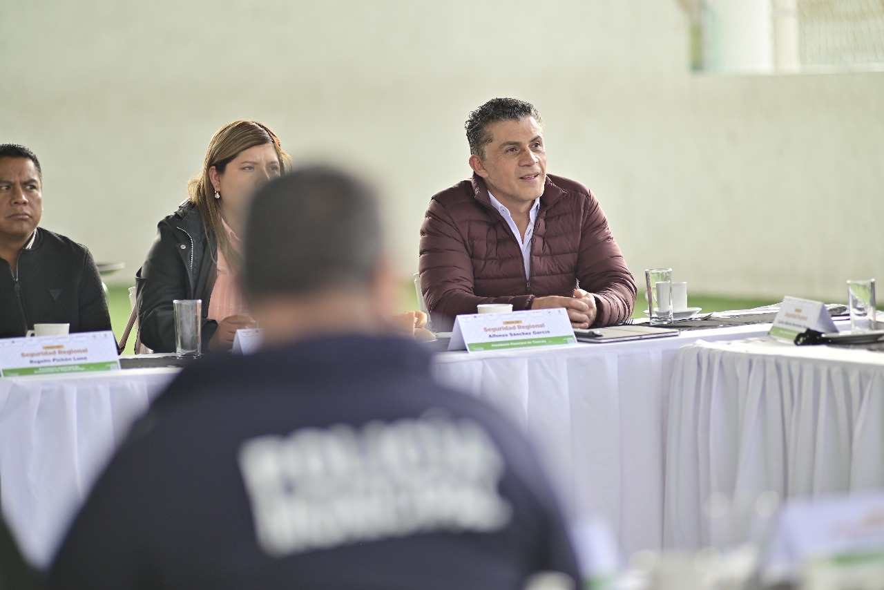 Participa alcalde Alfonso Sánchez García en la Mesa de Construcción de Paz y Seguridad en Mazatecochco